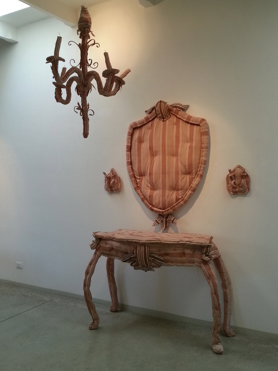 Italy, Early XXI Century, Rare Consolle With Mirror in Post-Consumerism Style | Silvia Manazza